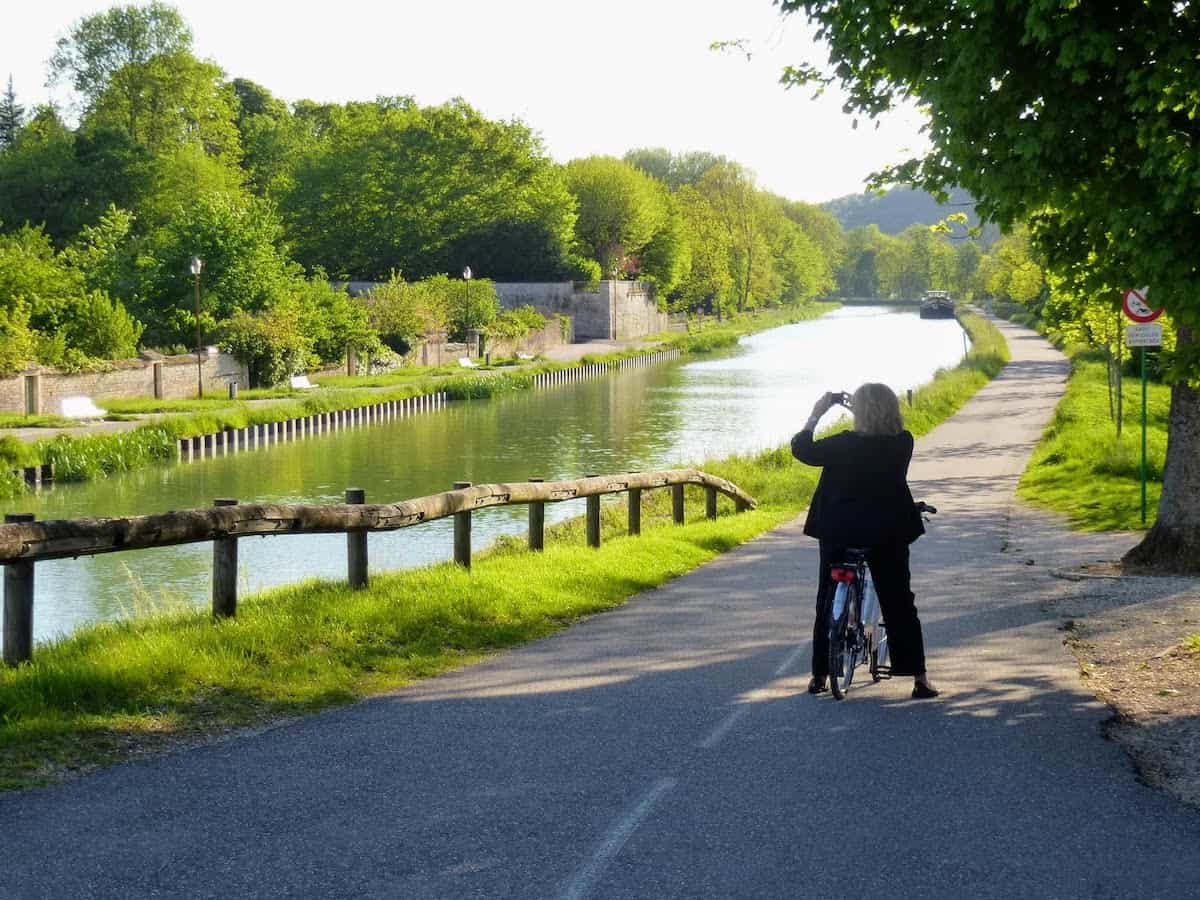 Bicycling on a towpath along the Burgundy Canal