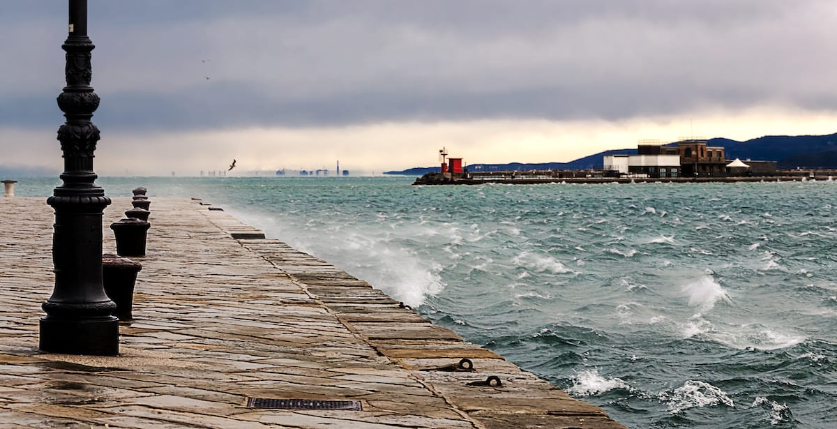 The bora wind on the Trieste Gulf that brings very cold air from the northeast