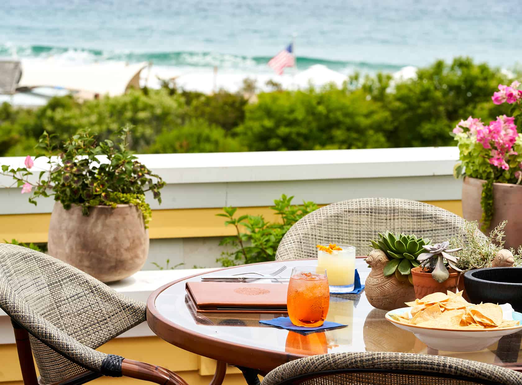 Al fresco dining with water views