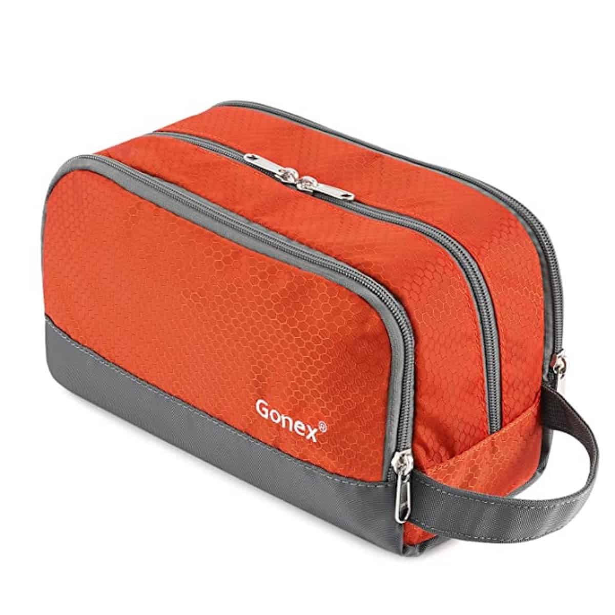 Travel accessories for Men: Store them in a Gonex Dopp Kit