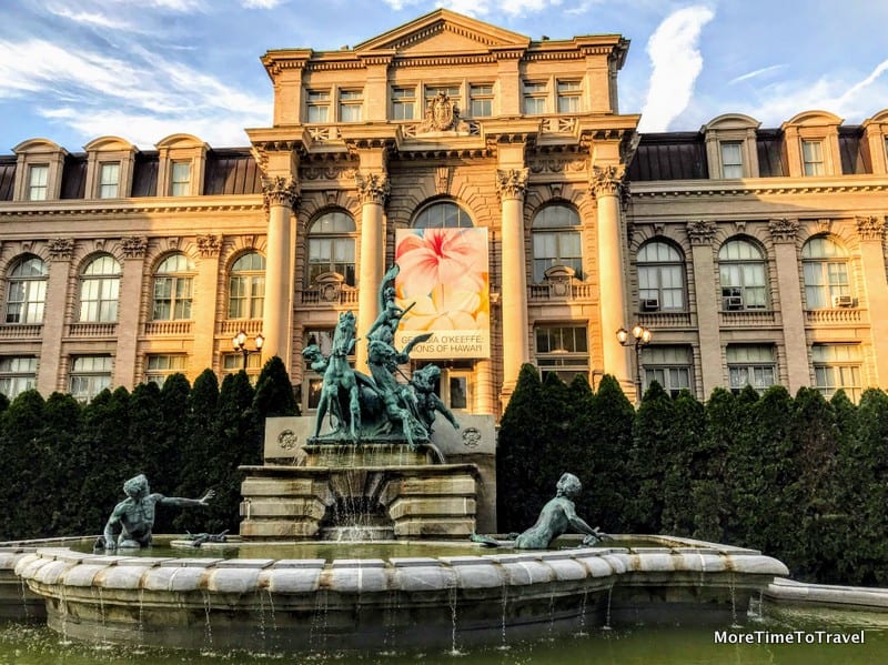 Exterior of the LuEsther T. Mertz Library Art Gallery