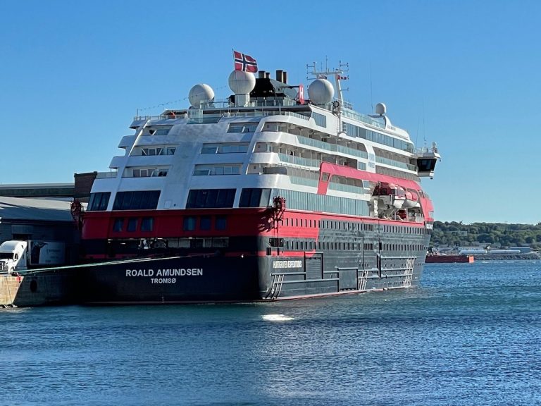 Hurtigruten Roald Amundsen: The First Hybrid Cruise Ship