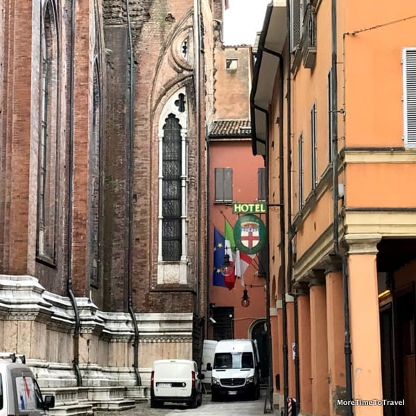 The hotel is located right beside the Basilica of San Petronio