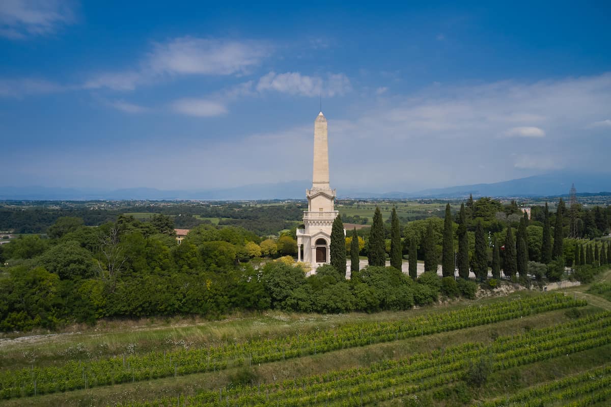 Italian flag at the Ossuary of Custoza 