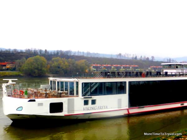 PHOTOESSAY – City highlights of a Danube River cruise