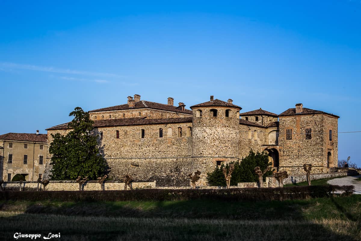 The Agazzano Castle in Piacenza (Losi, Emilia Romagna Tourism)