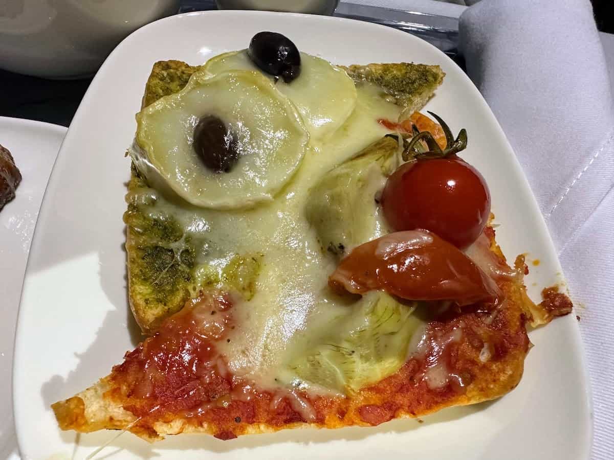 "Pizza" snack on Delta One