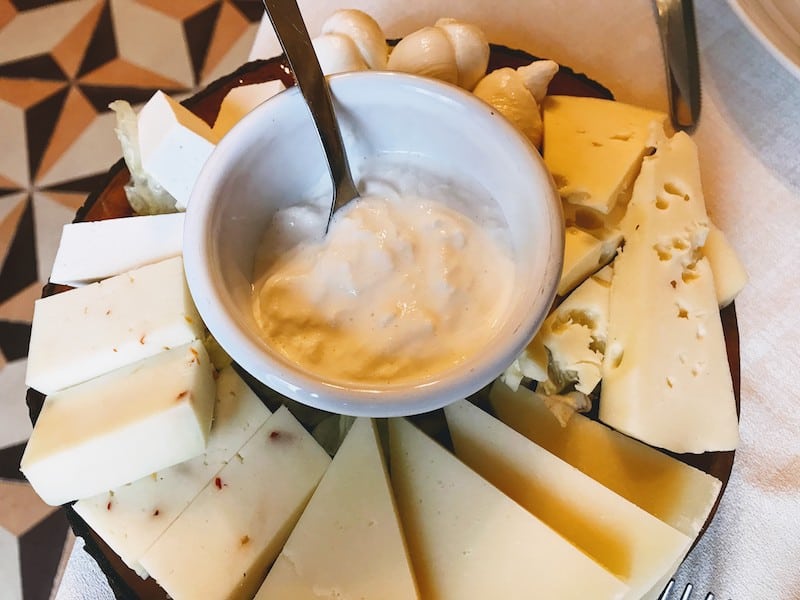 Stracciatella cheese (credit: Jerome Levine)