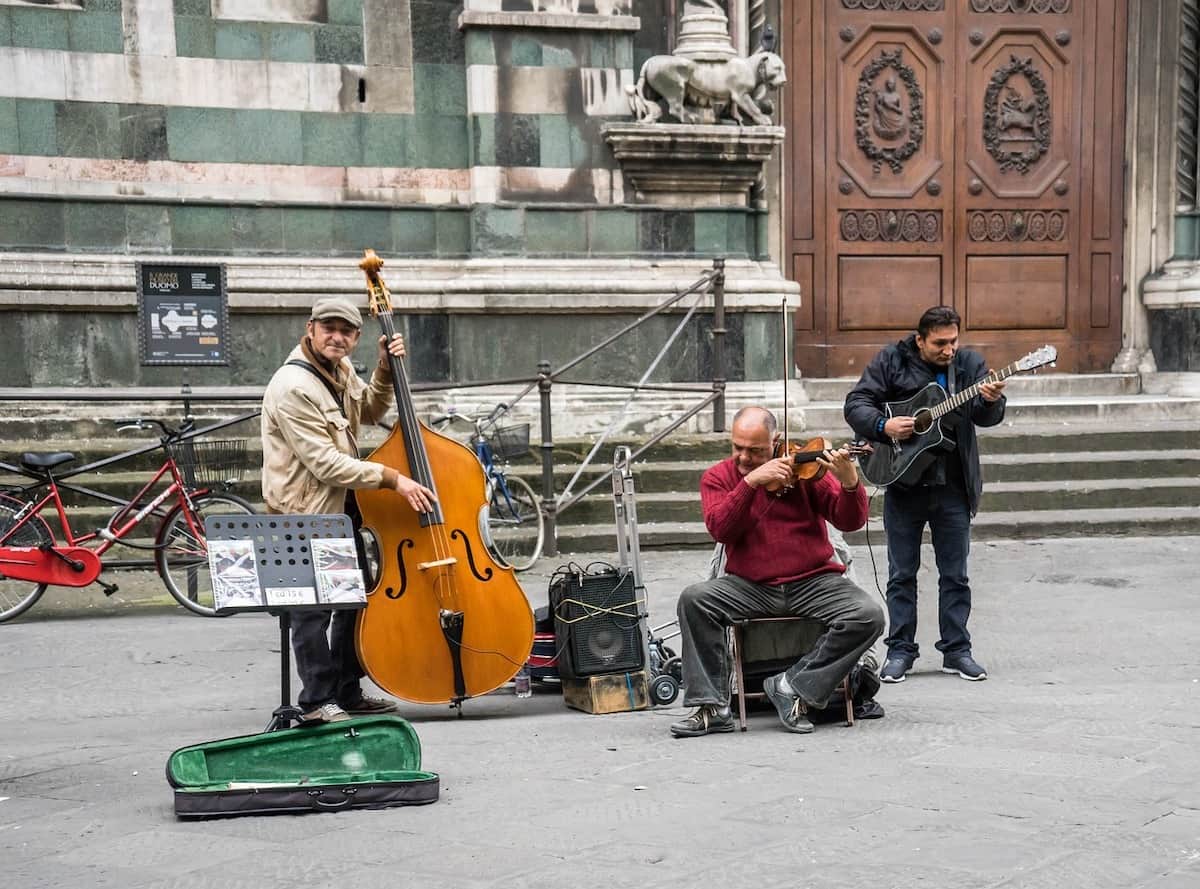 Street musicians in Florence