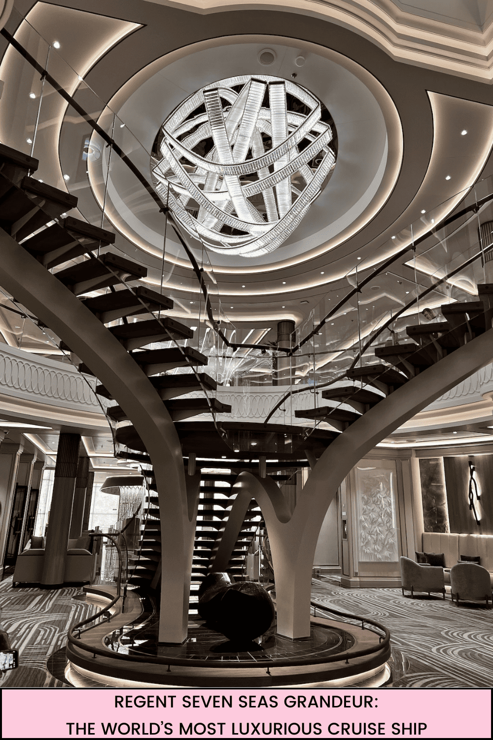 Regent Seven Seas Grandeur pin